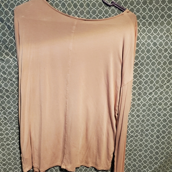 Blush flowy long sleeve - Picture 2 of 2
